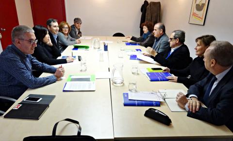 foto de la reunión con la taula