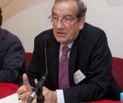 Paulino Azúa (ICONG), firma convencio entidad colaboradora.